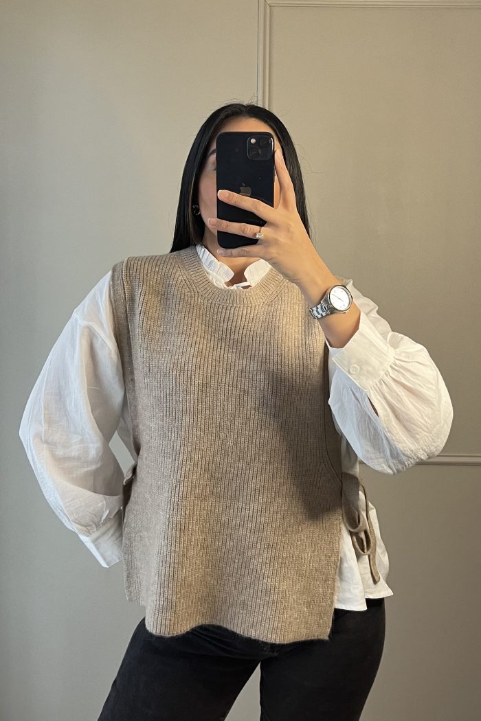 PULL SANS MANCHE TAUPE