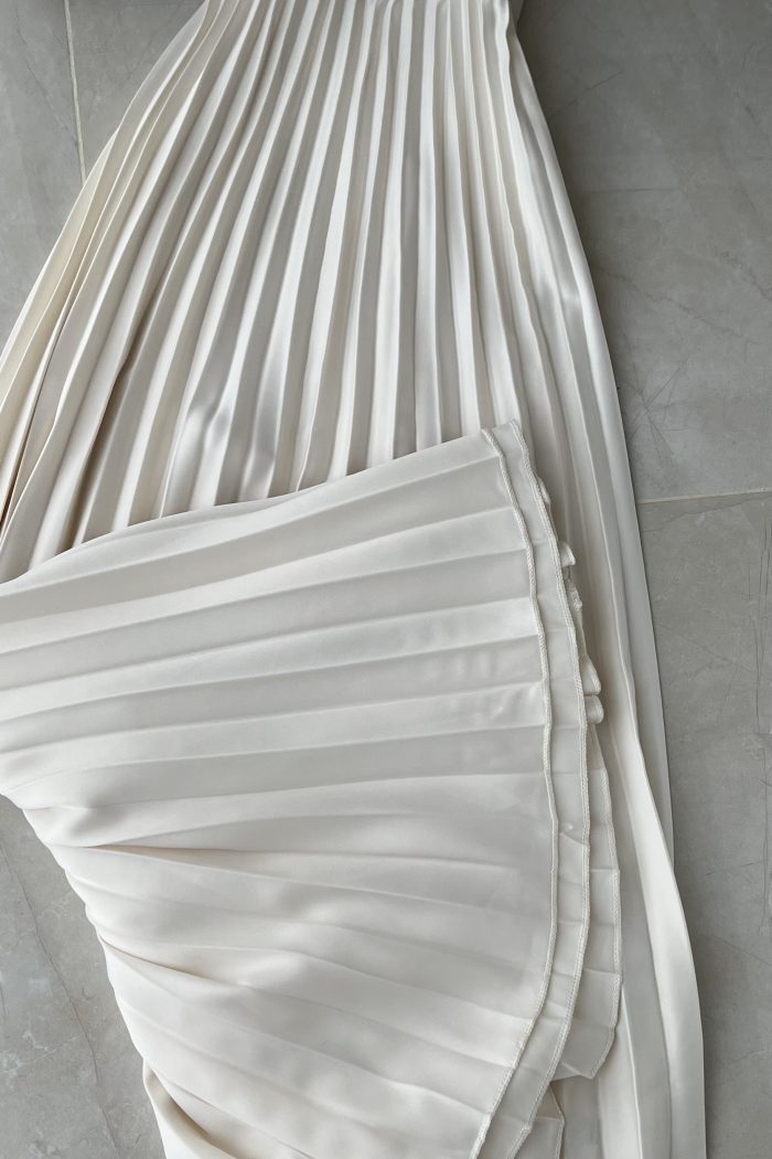 JUPE PLISSÉE BEIGE ÉCRU